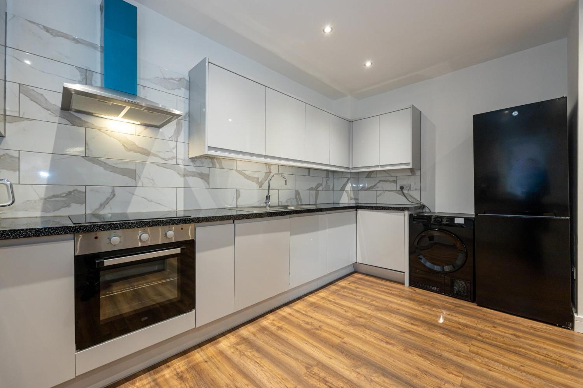 Vibrant 2br In Chorlton, Free Parking